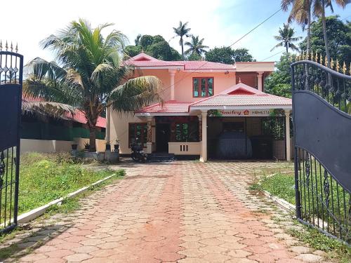Chirayinkil Apartment | Smiley Homestay