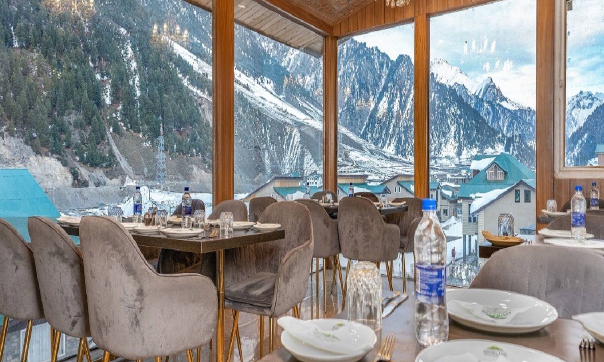 Sonamarg Hotel | Snowland Resort & Spa - Riverfront
