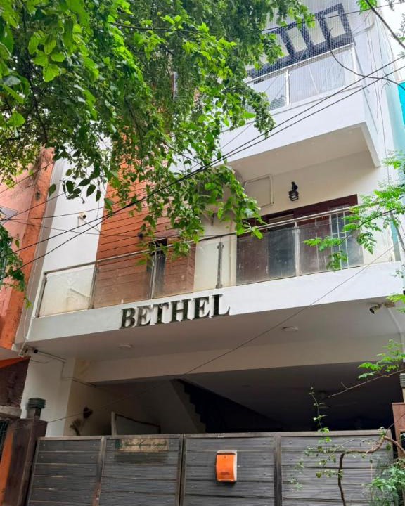 West Saidapet Villa | Spacious 3BR 10 Beds Family Homestay