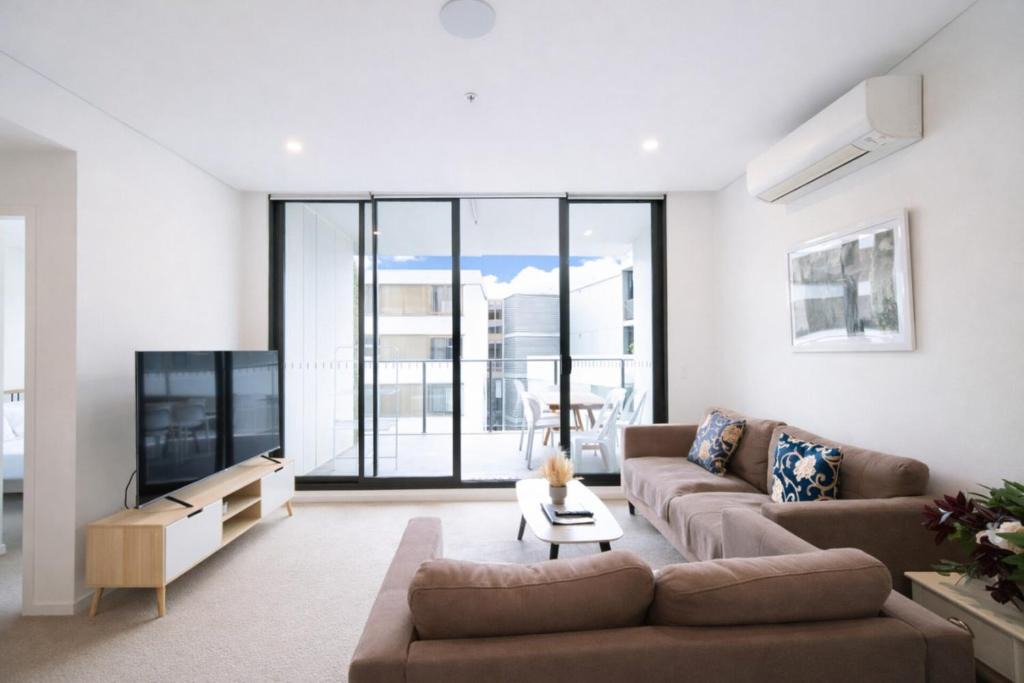 Wentworth Point Apartment | Spacious cozy2BR@close to OlympicPark free carpark