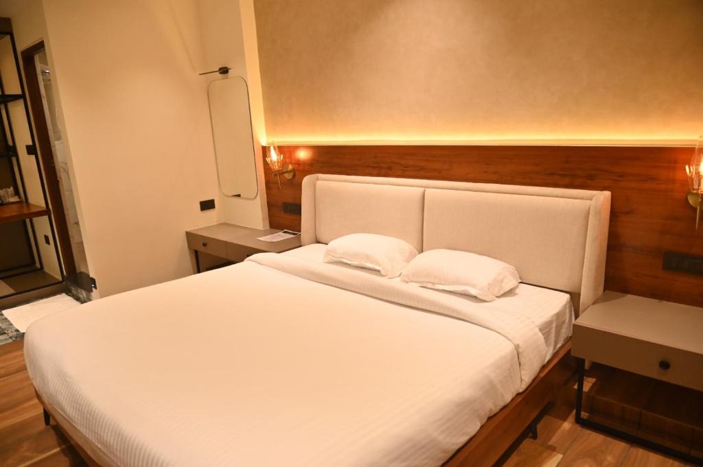 Ottapalam Hotel | SREELAKSHMI Residency