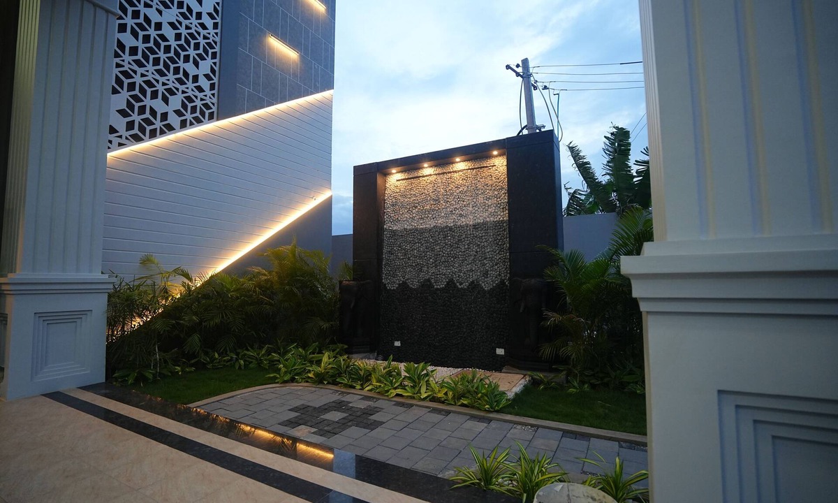Uttangarai Hotel | Sri Vasam by Aarin