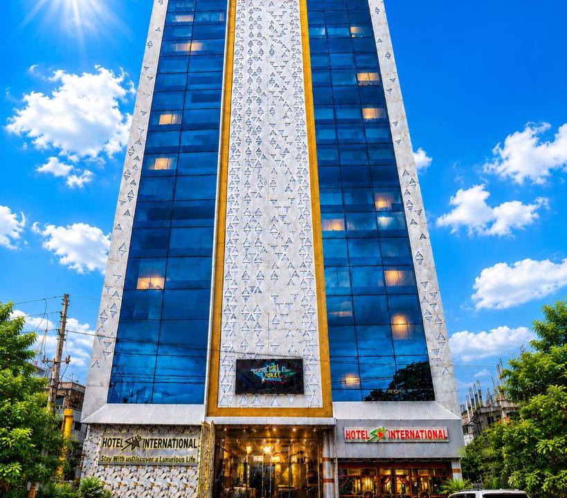 Bangladesh Hotel | Star International Rajshahi - Near Aam chattar
