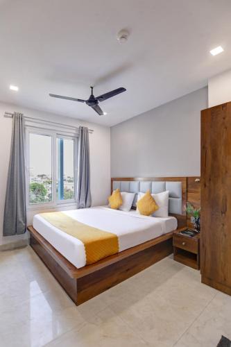 Vasundhara Hotel | Status By Hotel The Emporio