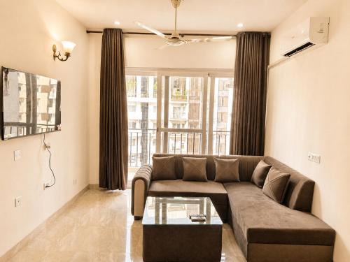 Chandigarh Apartment | Stay Royal at Sky Garden