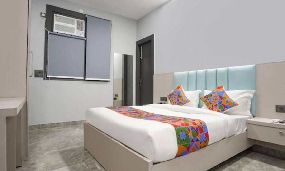 Delhi Resort | Staylo The Royal