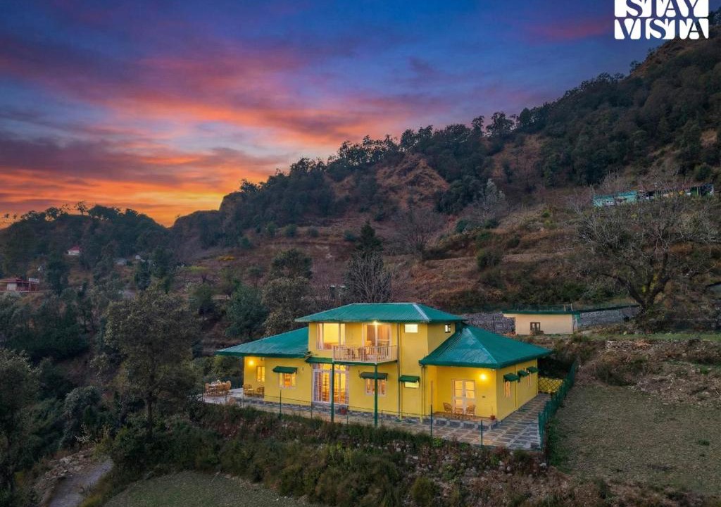 Bullawala Villa | StayVista at Cloudview Villa with Valley view, WiFi & BBQ