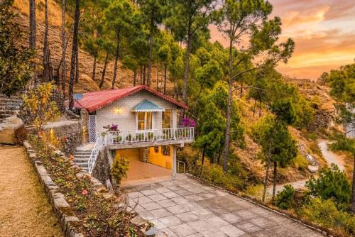 Kasauli Villa | StayVista at Destine Cottage