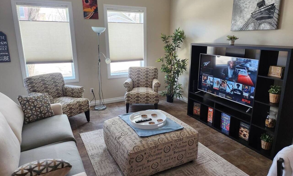 Drumheller Condo | Steps from the World's Largest Dinosaur!