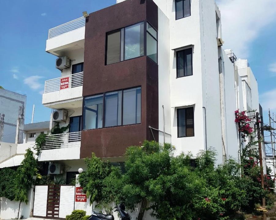 Kolar Road Hotel | SUKH PALACE
