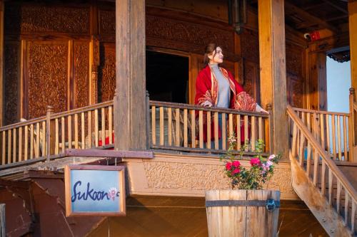 Dal Lake Boat Rental | Sukoon Houseboat Dal Lake