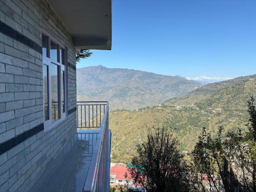 Kotgarh House | Sunrise View Farm-stay -Narkanda