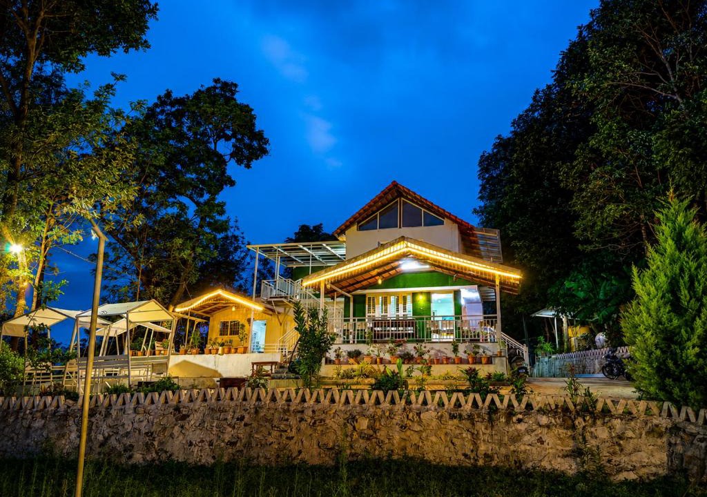 Chikkamagaluru House | Sunset Villa by Hyatt Stay