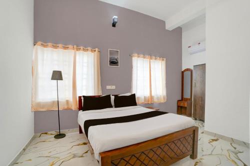 Porur Hotel | Super Hotel Redmoon Residency Elite