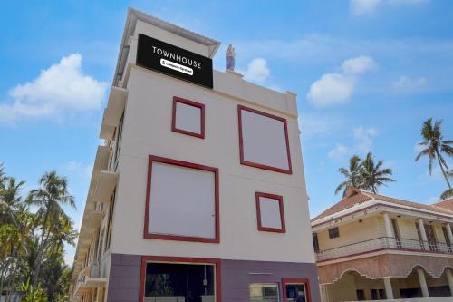 Thiruvananthapuram Hotel | Super Townhouse Kazhakootam Formerly Tajma