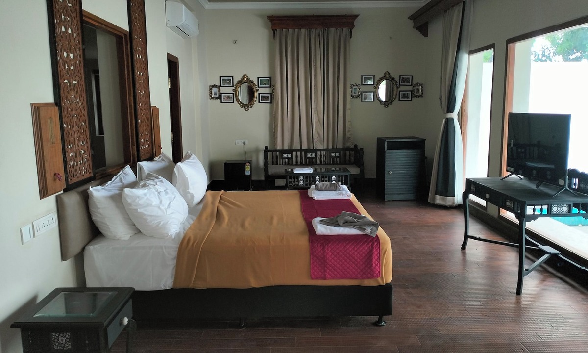 Mayuram Hotel | Svatma Mayavaram