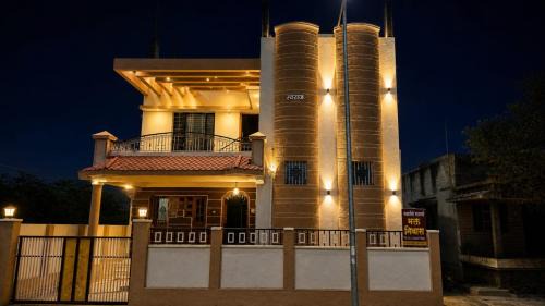 Akalkot House | Swaminchi Savali Bhakt Nivas