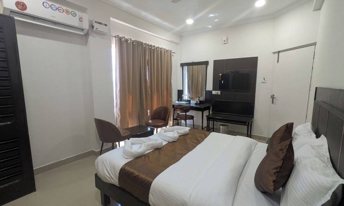Thousand Lights Hotel | Tag my stay mist