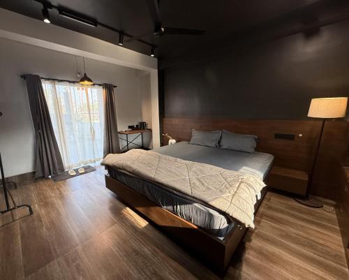 Bagdogra House | Terrace By Opal