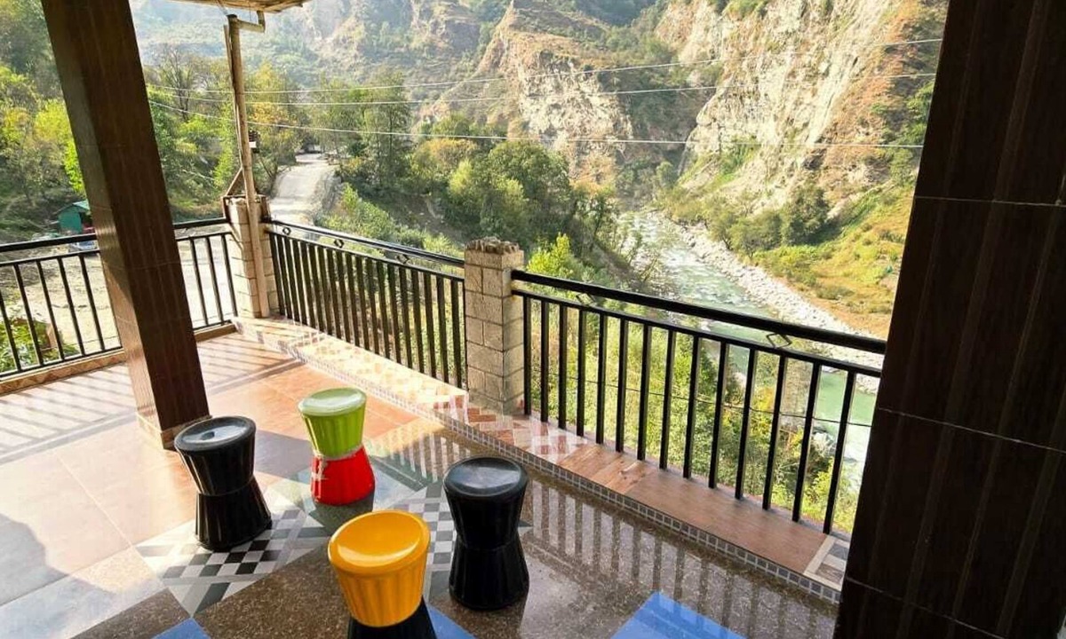 Mohal Hotel | The Aston hills kasol