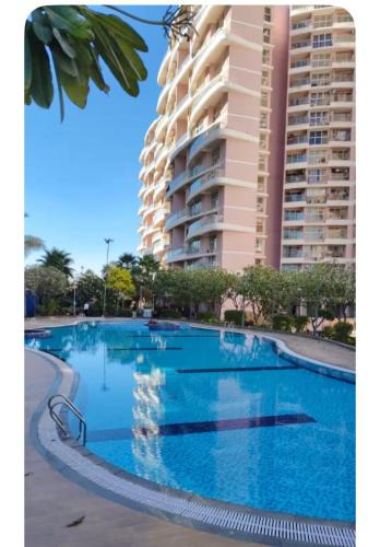 Indore Apartment | The Aura stays