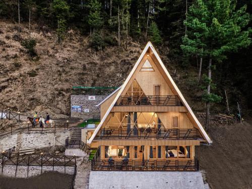 Theog Cabin | The Bagh Kufri - A Himalayan Retreat