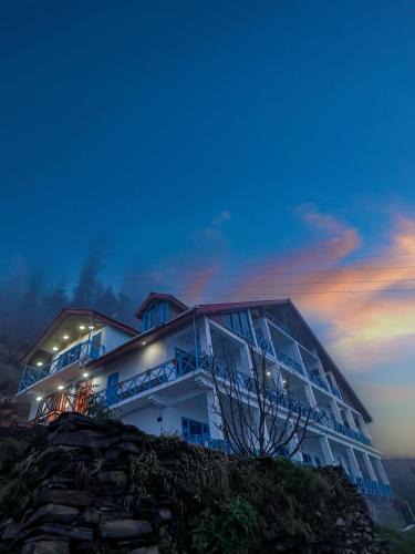 Shoja Hostel | The Blue Mont Sojha Jibhi