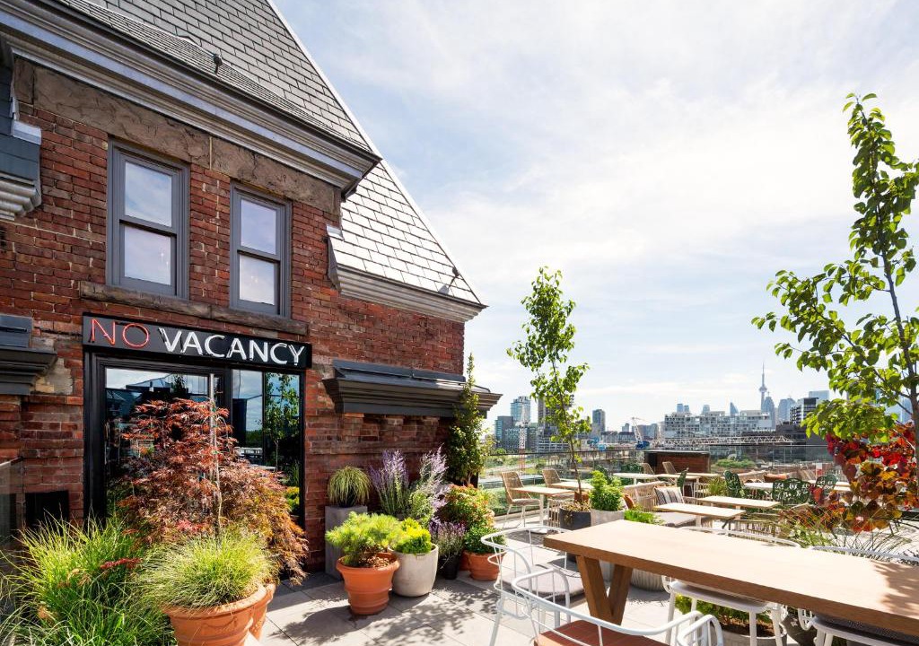 Riverside Hotel | The Broadview Hotel