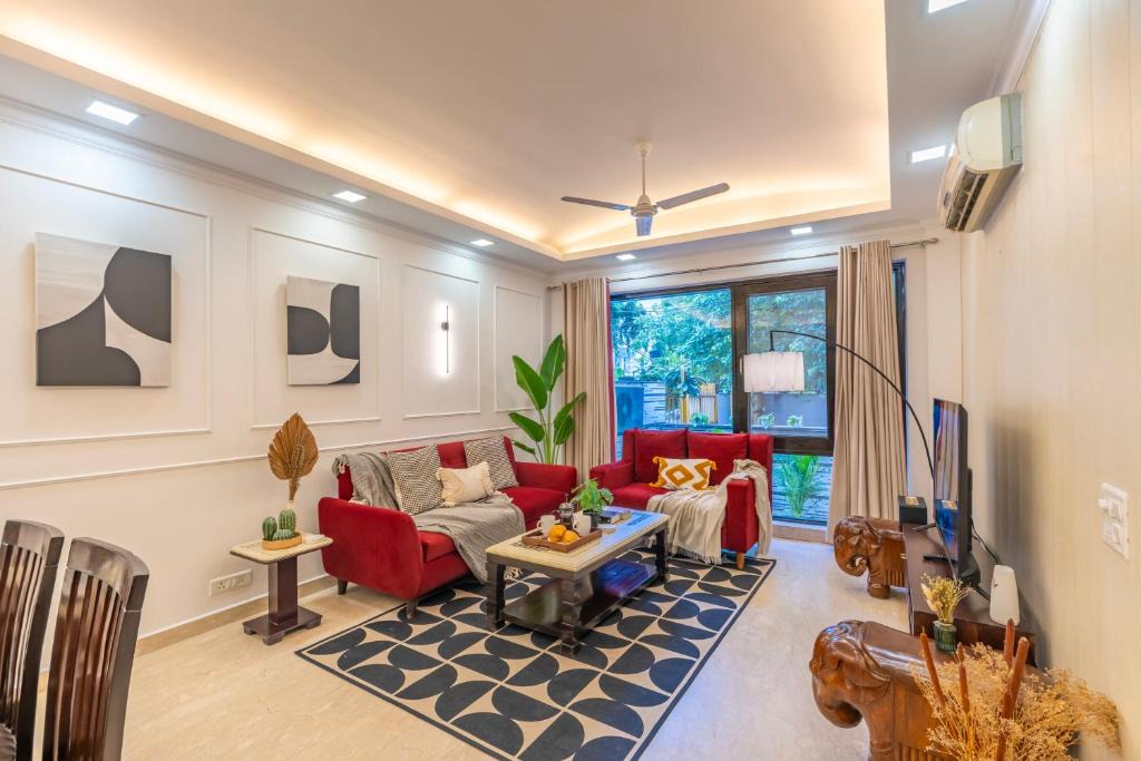 Safdarjung Enclave Apartment | The City Abode by The Blue Kite - 3BHK Serviced Apartments with Caretaker in Safdarjung South Delhi