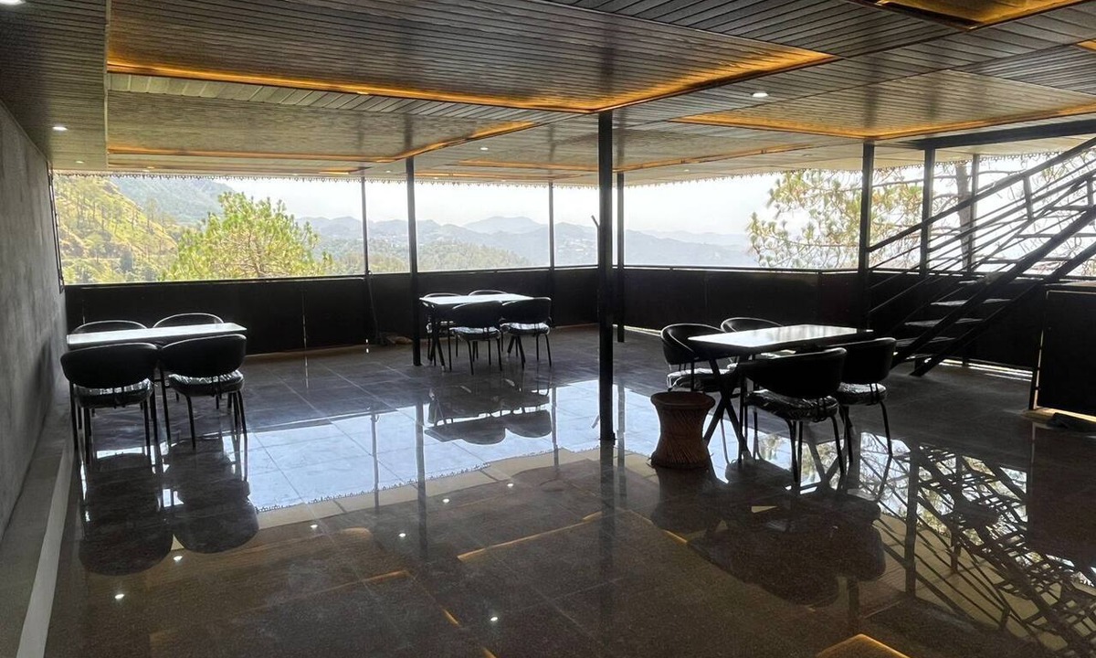 Shimla Hotel | The Classic Residency Hotel & Banquet