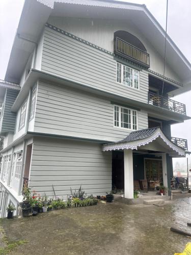 Namchi Cabin | The Golden Attic