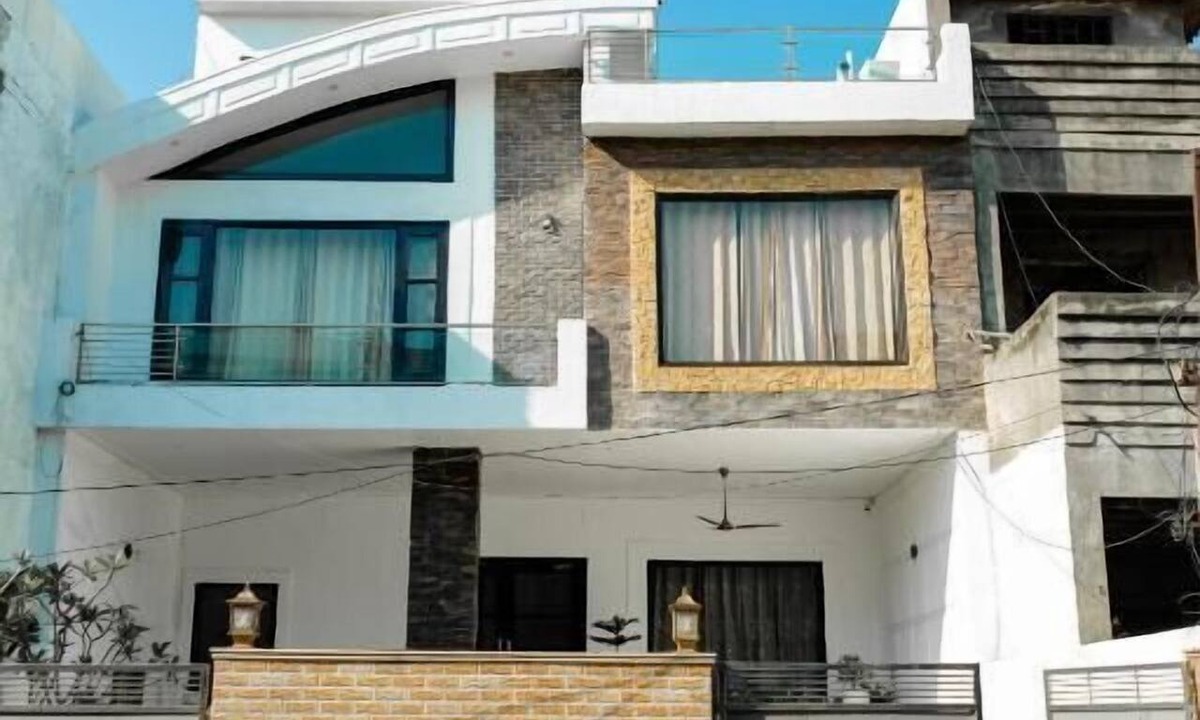 Amritsar Hotel | The Golden Window Villa