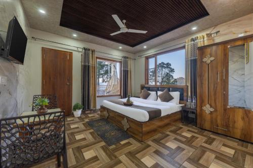Kumarhatti House | The Hills Station Nest - 4 Bedroom Villa by Splendid Retreat Hotels