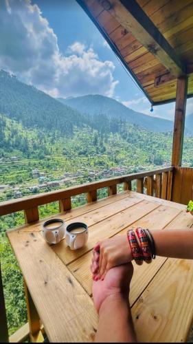 Banjar House | The Midhimalayan Jibhi