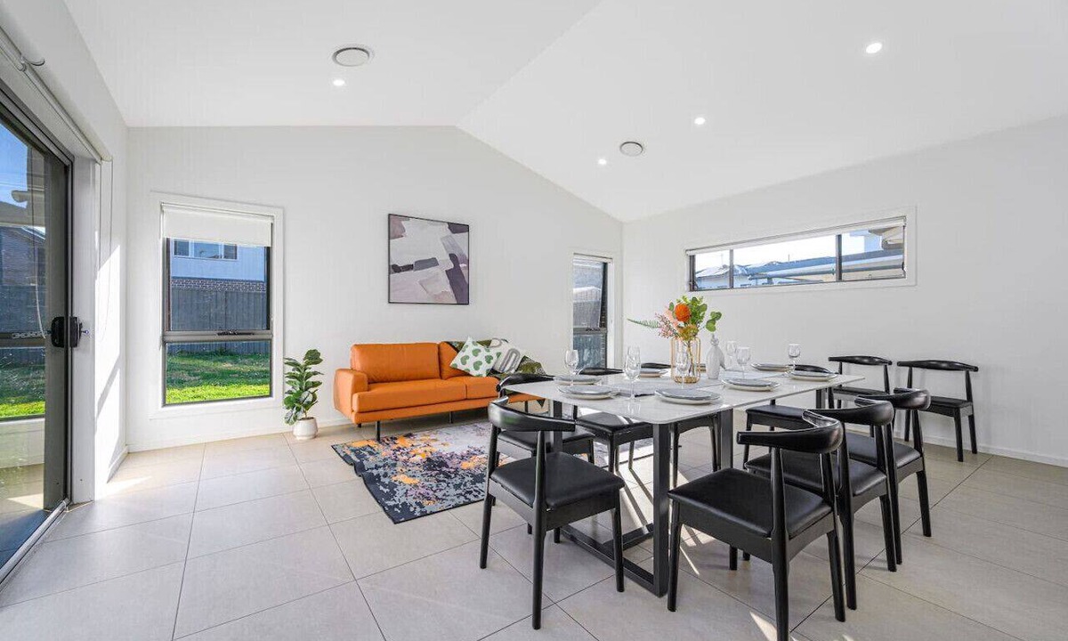 The Ponds House | The Pond sweet 4 br home by Coles with&WiFi