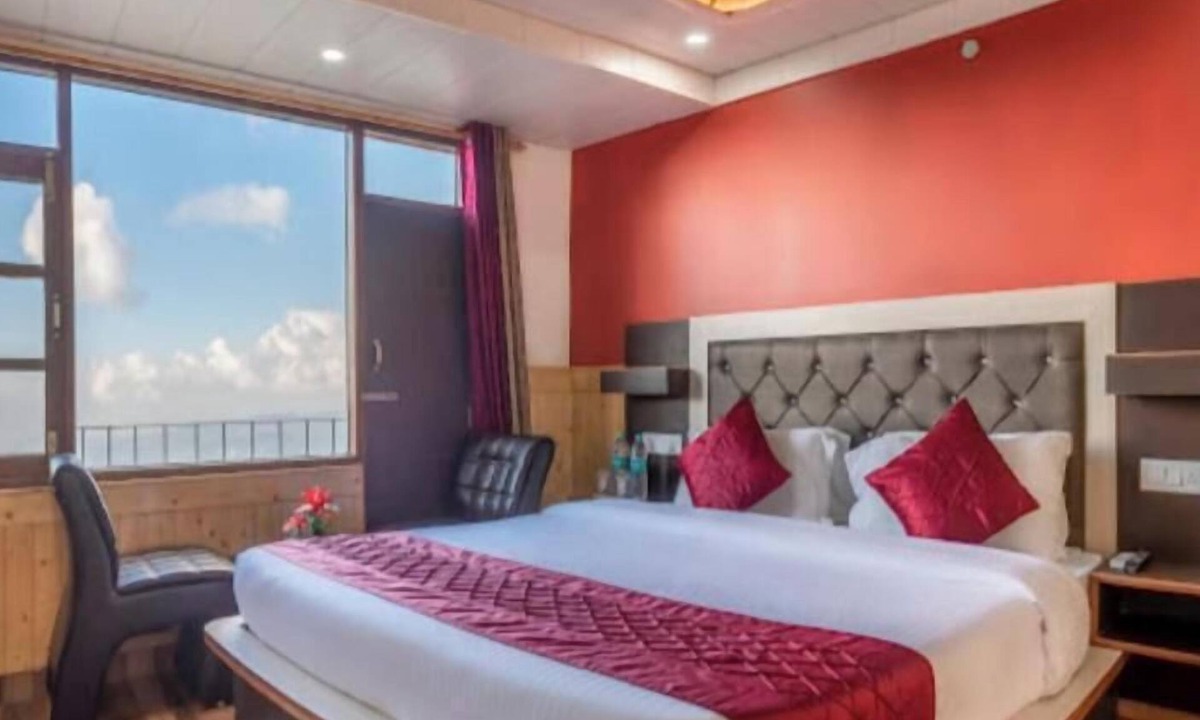Sanjauli Hotel | The Wood Inn