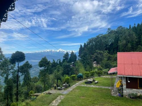 Rishop Bed & Breakfast | The Yaksha Himalayan Retreat