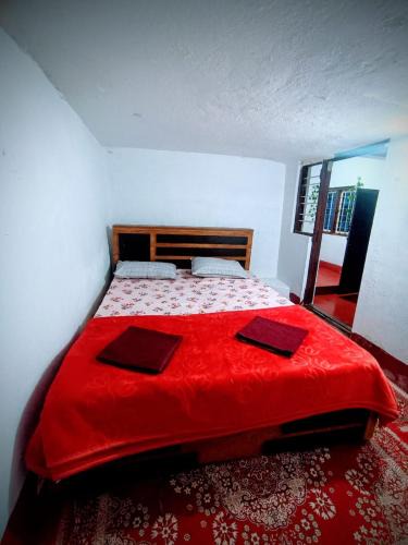 Stuart Hill House | Three ways homestay