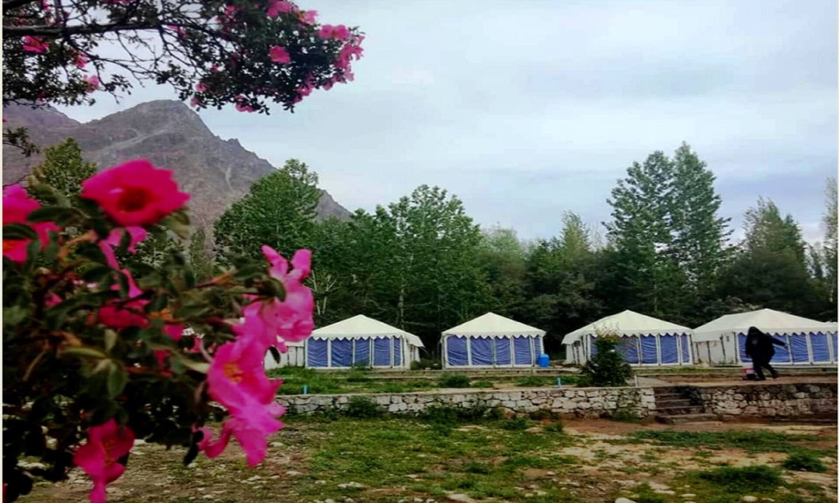 Hunder RV Rental | TIH Julley World Camp