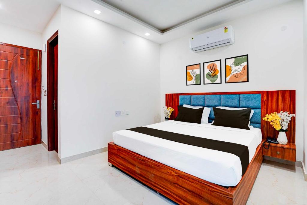 Noida Hotel | Townhouse Oak Noida Sector 83 Metro Station
