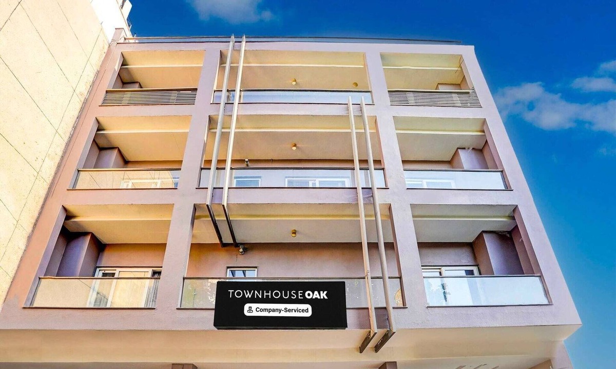 Pitampura House | Townhouse Oak Pitampura West Enclave