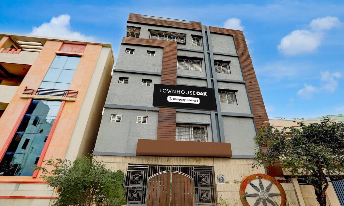 Tirupati House | Townhouse Oak Tirupati Sky Towers