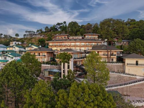 Kasauli Hotel | Treetop by Eight Continents Royalpine, Kasauli