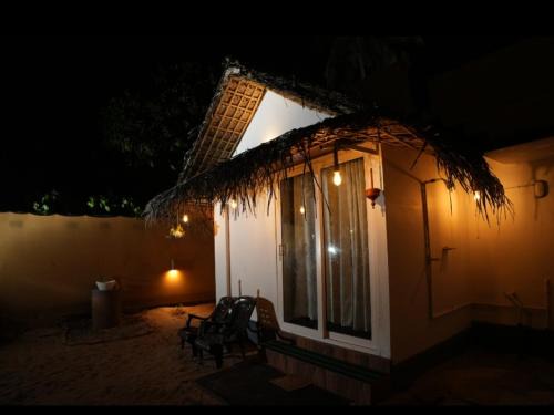 Aryad South Bed & Breakfast | Tripsea Beach Villa