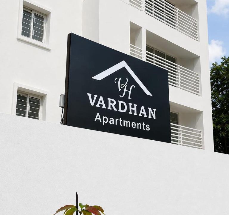 Aundh Hotel | Vardhan Apartment Baner