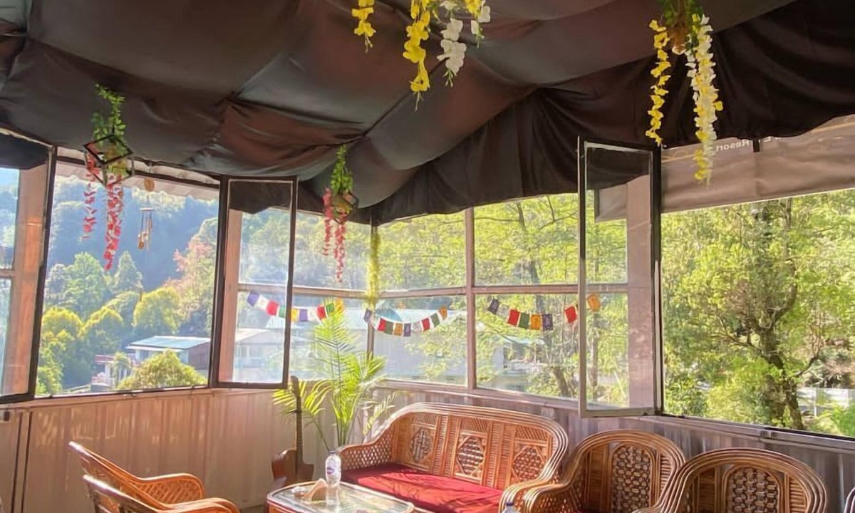 Dugalbitta Hotel | Veerbhadra hotels