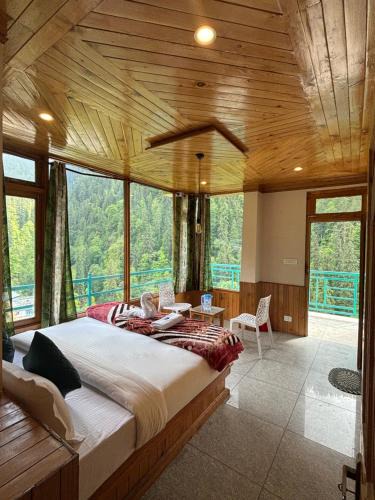 Shoja House | Venky's Shoja