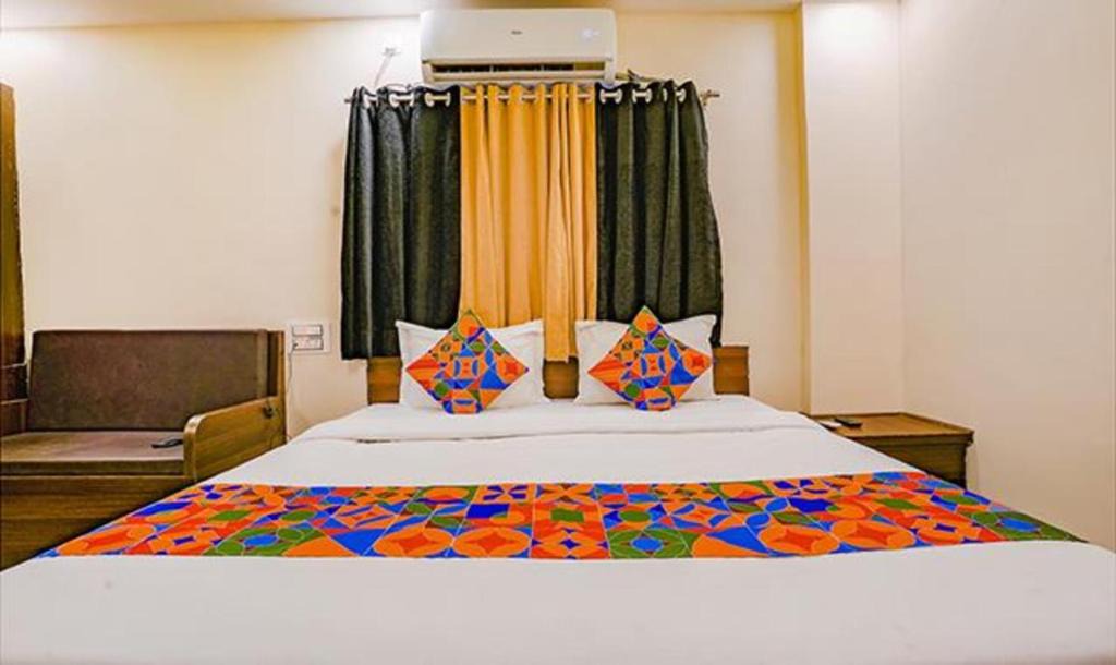 Paud Hotel | Via Royal Inn NS