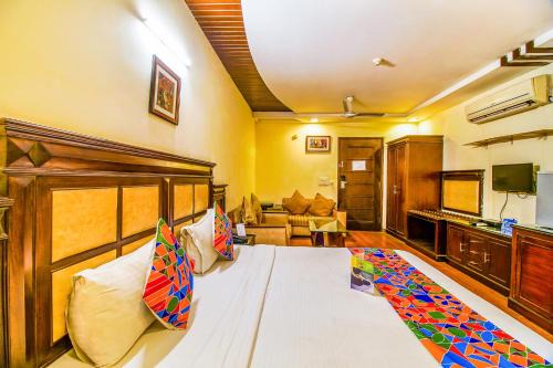 Nehru Place Hotel | Via Stay Residency