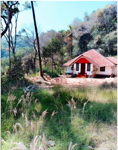 Stuart Hill Villa | Vintage Breeze Home Stay